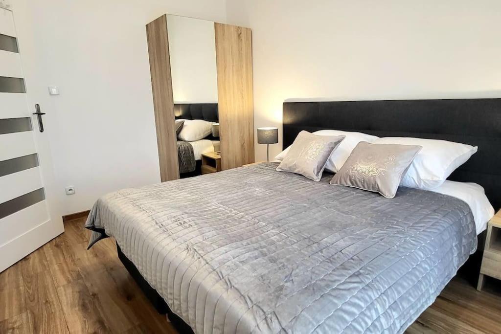 Modern Silver 2 Bosacka Old Town Apartment *